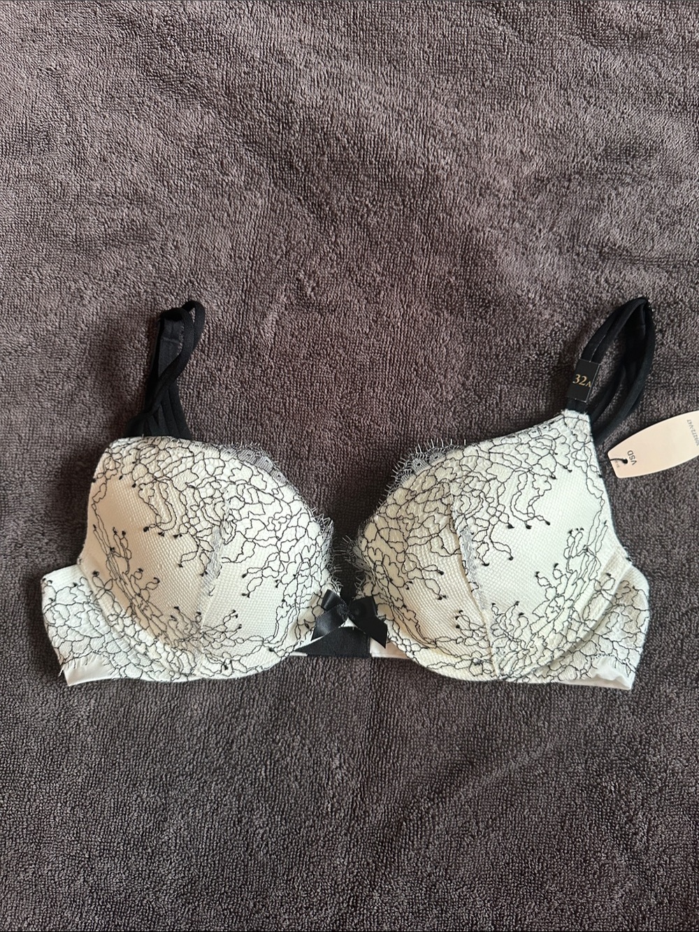 Victoria’s Secret Lace Overlay Push-Up Bra - White & Black NWT